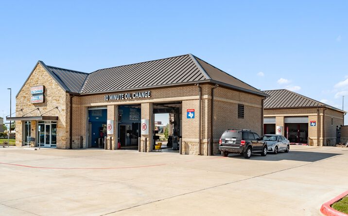 Pictures of Retail property located at 26624 Farm to Market 1093, Richmond, TX 77406 for comps - image #1
