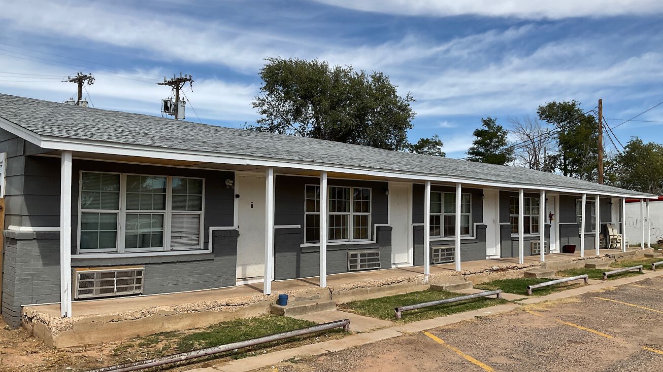 2320 Colgate St, Lubbock, TX 79415