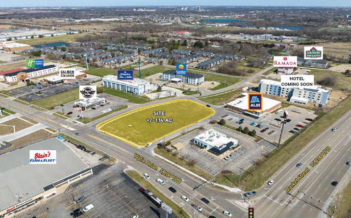 Pictures of Land property located at NEC Market Street & Wylie Drive, Bloomington, IL 61705 for sales - image #1