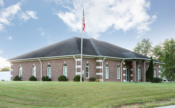 Pictures of Office property located at 1101 Cr-1727, Beaver Dam, KY 42320 for comps - image #1