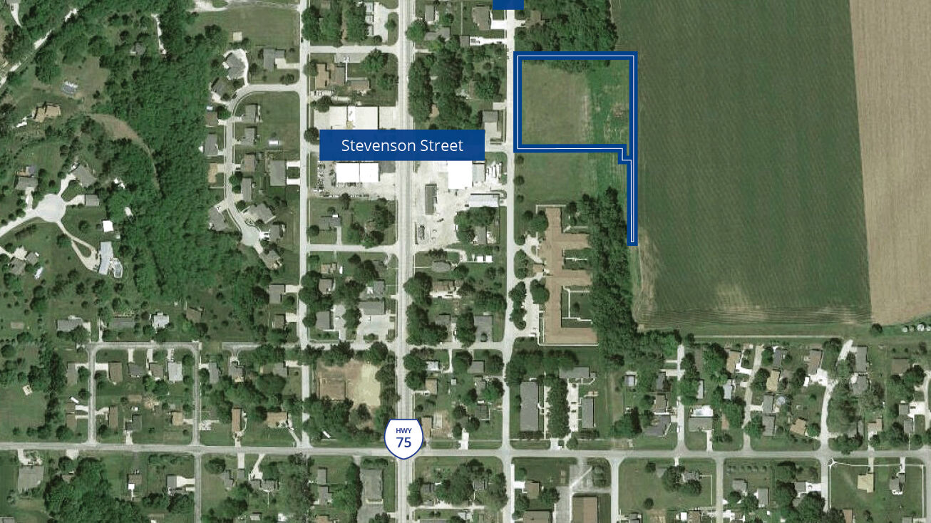 601 N 13th St, Fort Calhoun, NE 68023