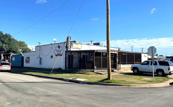 image of property at 2736 W 6TH ST Fort Worth TX 76107-2209