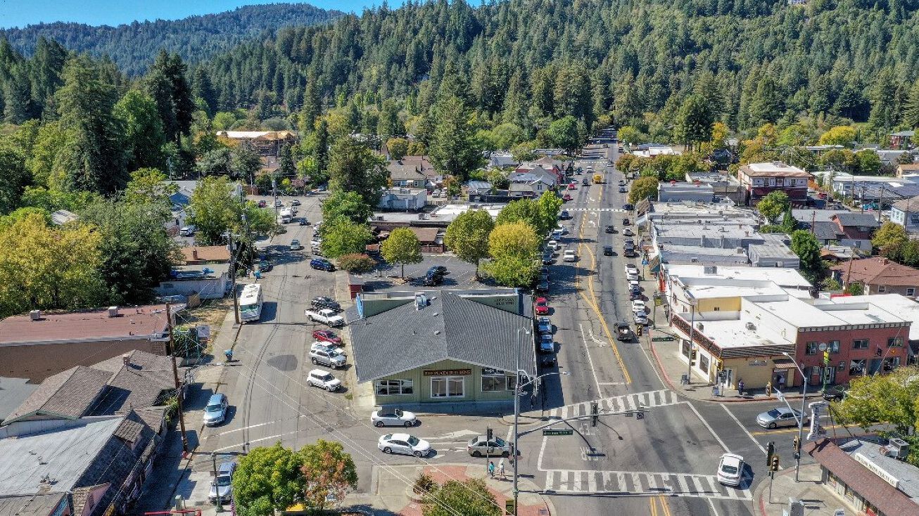 16215 Main Street, Guerneville, CA 95446