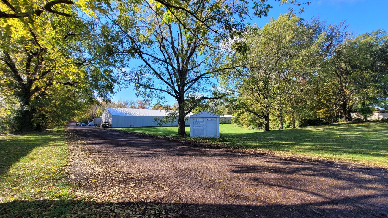 5267 W Airport Rd, Bloomington, IN 47403