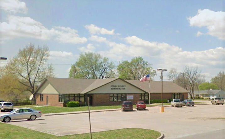 Pictures of Office property located at 2125 N Pennsylvania Ave, Independence, KS 67301 for comps - image #1