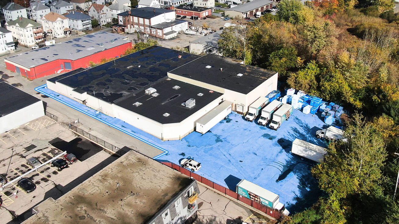 9690 Golden Isles Hwy E, Surrency, GA 31563