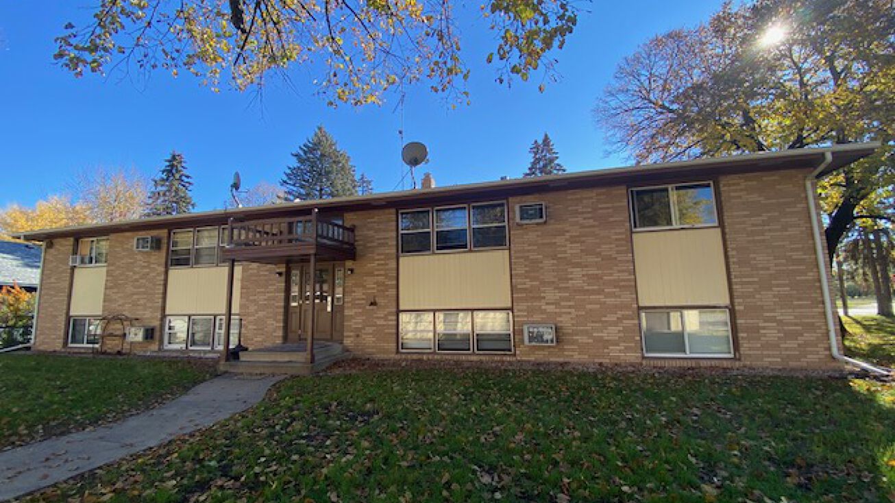 315 7th St S, Sauk Rapids, MN 56379