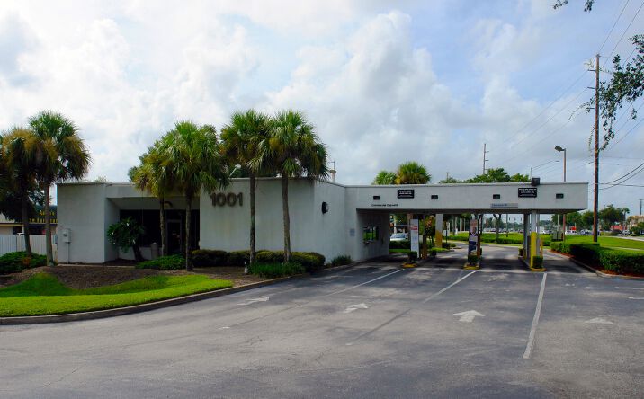 Pictures of Retail property located at 1001 Red Bug Lake Road, Casselberry, FL 32707 for sales - image #1