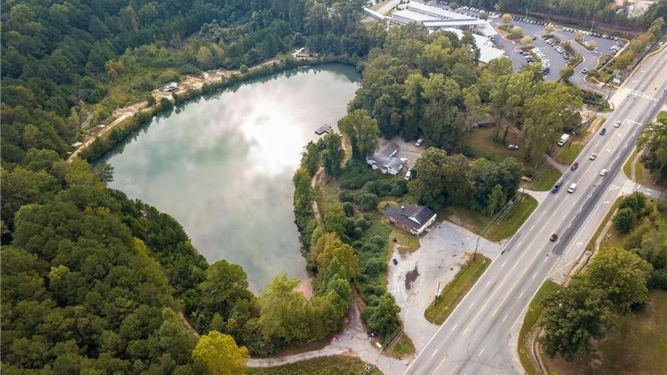 2468 Panola Rd, Lithonia, GA 30058