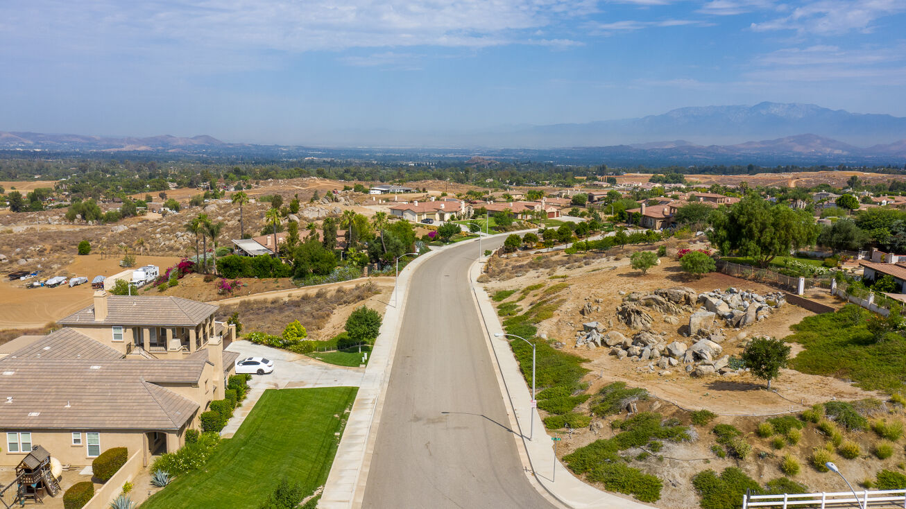Horizon View Dr, Riverside, CA 92506