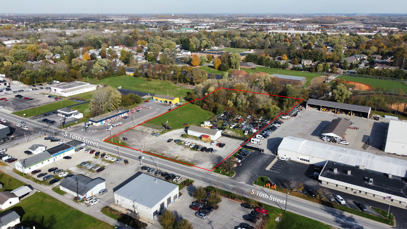 1618 S 10th St, Noblesville, IN 46060