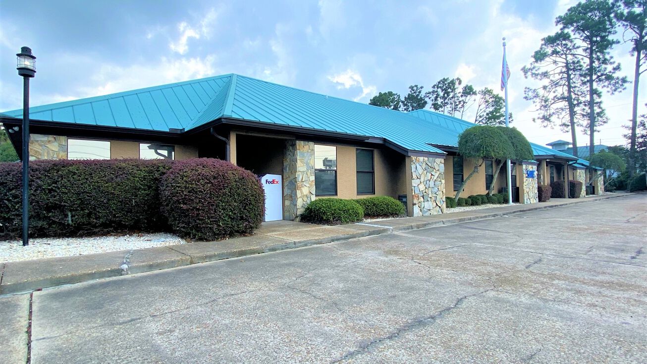 7104 Laird St, Panama City, FL 32408