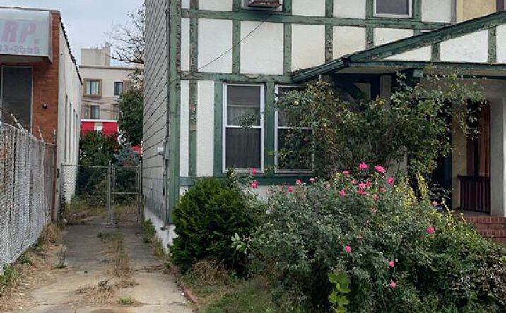 Pictures of Retail, Land property located at 88-29 138th St, Queens, NY 11435 for sales - image #1
