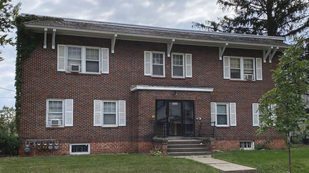 345 17th St SE, Cedar Rapids, IA 52403