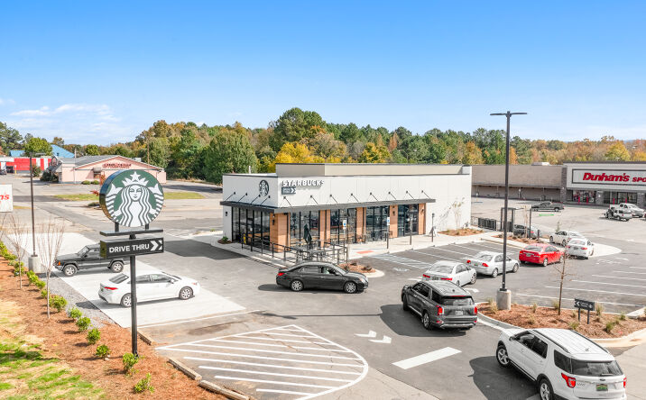 Pictures of Retail property located at 23029 John T Reid Pkwy, Scottsboro, AL 35768 for comps - image #1