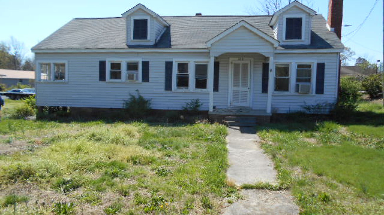 102 Locust Ave, Locust, NC 28097