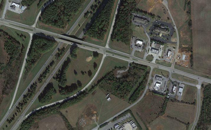 Pictures of Land property located at 116 Commercial Park Dr, Loudon, TN 37774 for sales - image #1
