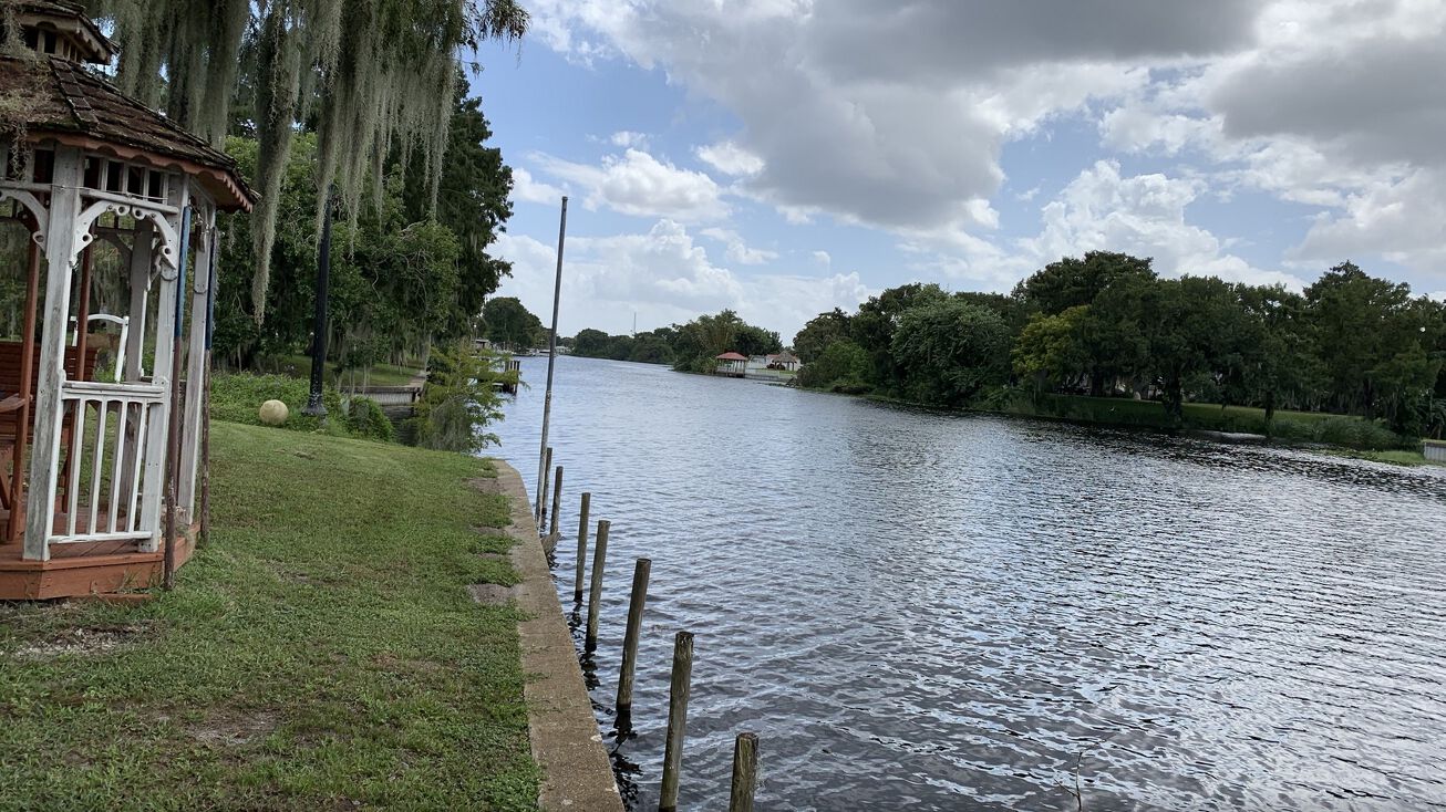 2900 SE 28th St, Okeechobee, FL 34974 Mobile Home Park Property for