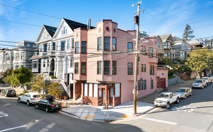 Pictures of Mixed Use, Multifamily property located at 3850 23rd St, SF, CA 94114 for comps - image #1