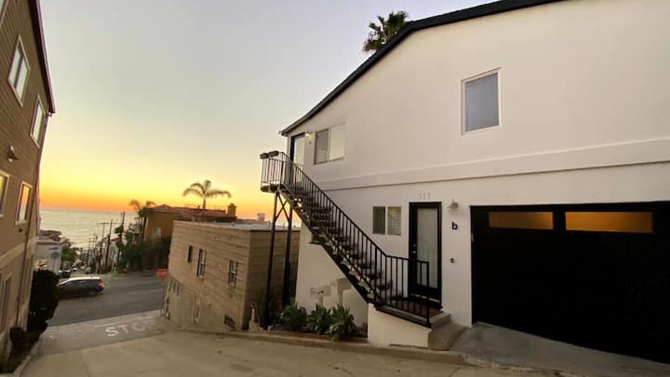 317 Moonstone St, Manhattan Beach, CA 90266