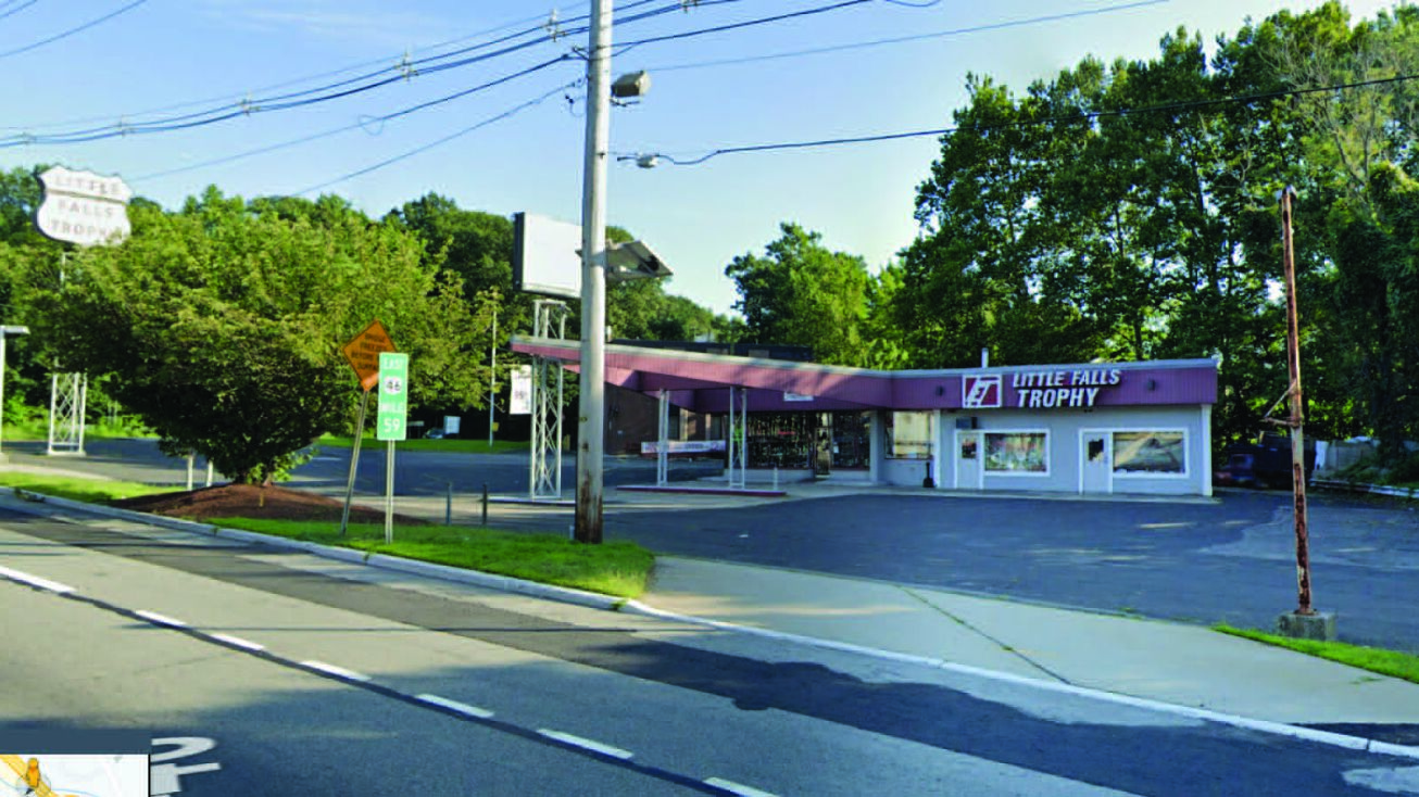 Pictures of Retail property located at 555 Route 46, Little Falls, NJ 07424 for sales - image #1