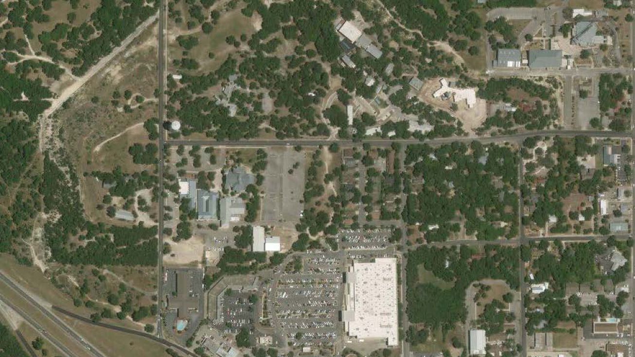 Pictures of Mixed Use, Land property located at 606 School Street, Boerne, TX 78006 for sales - image #1