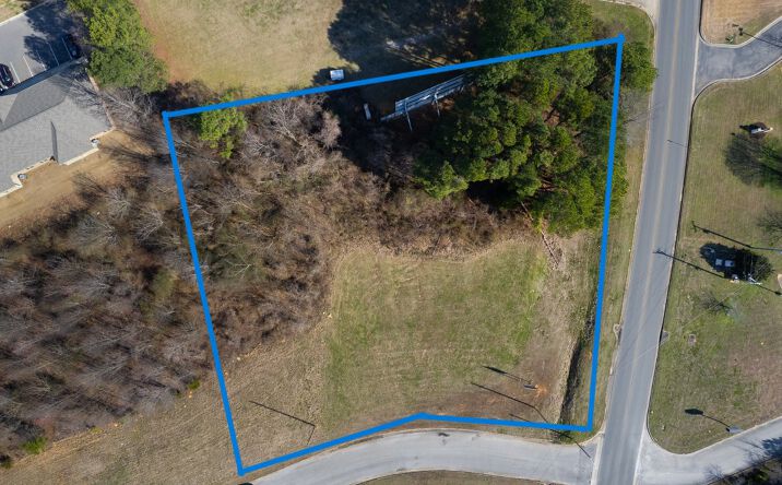 Pictures of Land property located at Lot 9 9M Commercial Drive, Athens, AL 35611 for sales - image #1