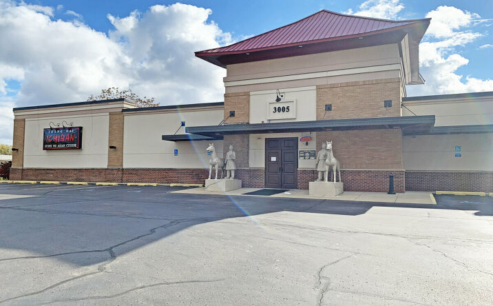 image of property at 3005 BROADMOOR AVE SE Kentwood MI 49512-1844
