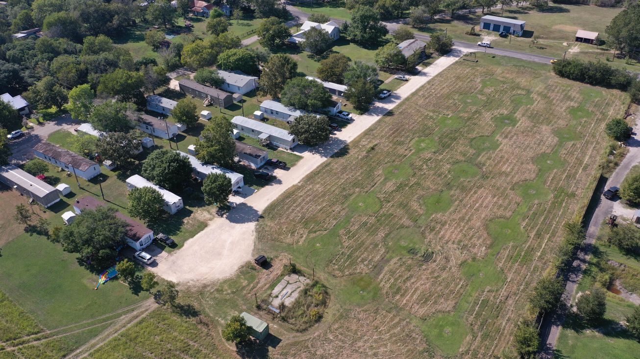 Fentress Star, Fentress, TX 78648