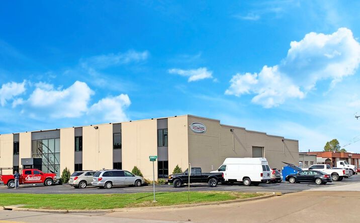 Pictures of Industrial property located at 1711 Chase Dr Fenton, Fenton, MO 63026 for comps - image #1