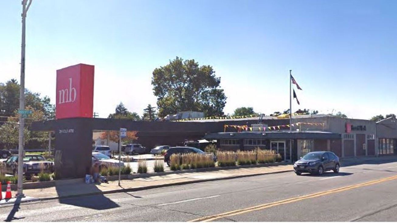 1500 Roosevelt Rd, Broadview, IL 60155