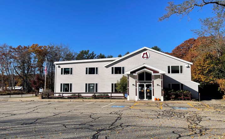 Pictures of Office property located at 39 Limerick Road, Arundel, ME 04046 for comps - image #1