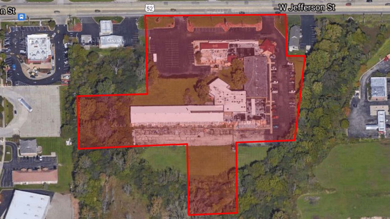 4200 W Jefferson St, Joliet, IL 60431