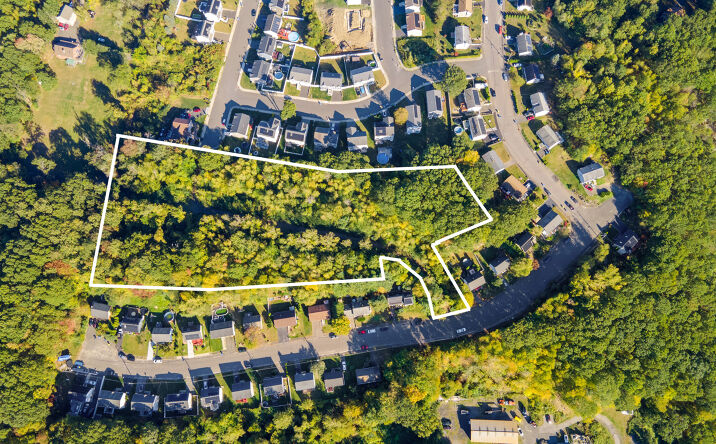 Pictures of Land property located at 00 Haplerin Court, Waterury, CT 06704 for sales - image #1