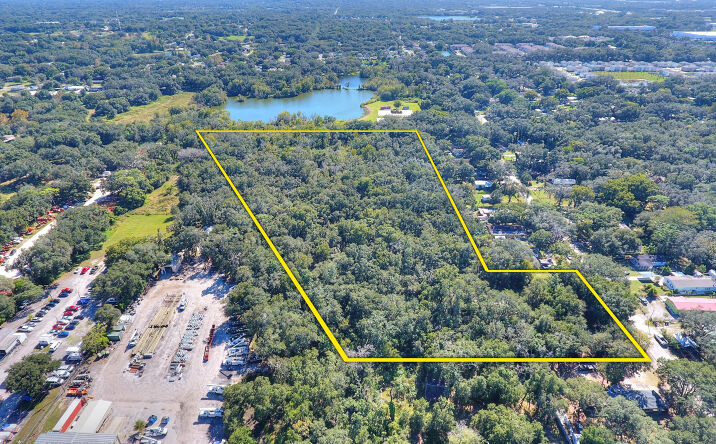 Pictures of Land property located at 5425 Mobile Villa Dr, Seffner, FL 33584 for sales - image #1