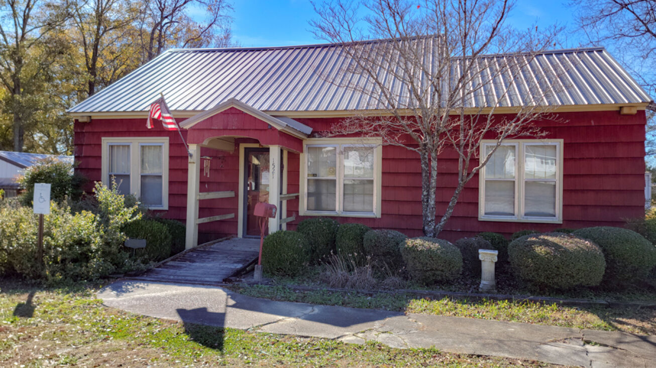 1521 Sparkman St NW, Hartselle, AL 35640