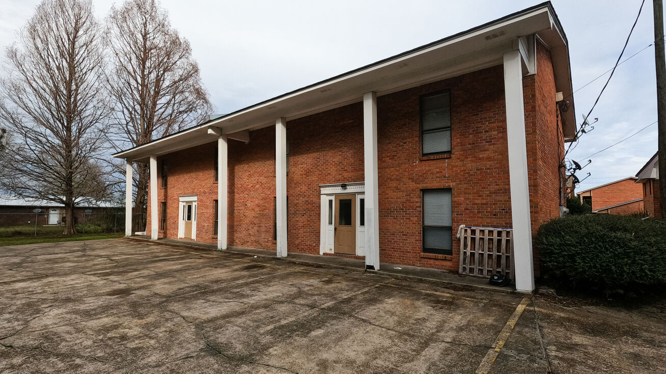 1759 Louisville St, Starkville, MS 39759 Multifamily Property for Sale