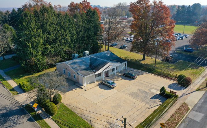 Pictures of Office property located at 412 Erford Rd, Camp Hill, PA 17011 for comps - image #1
