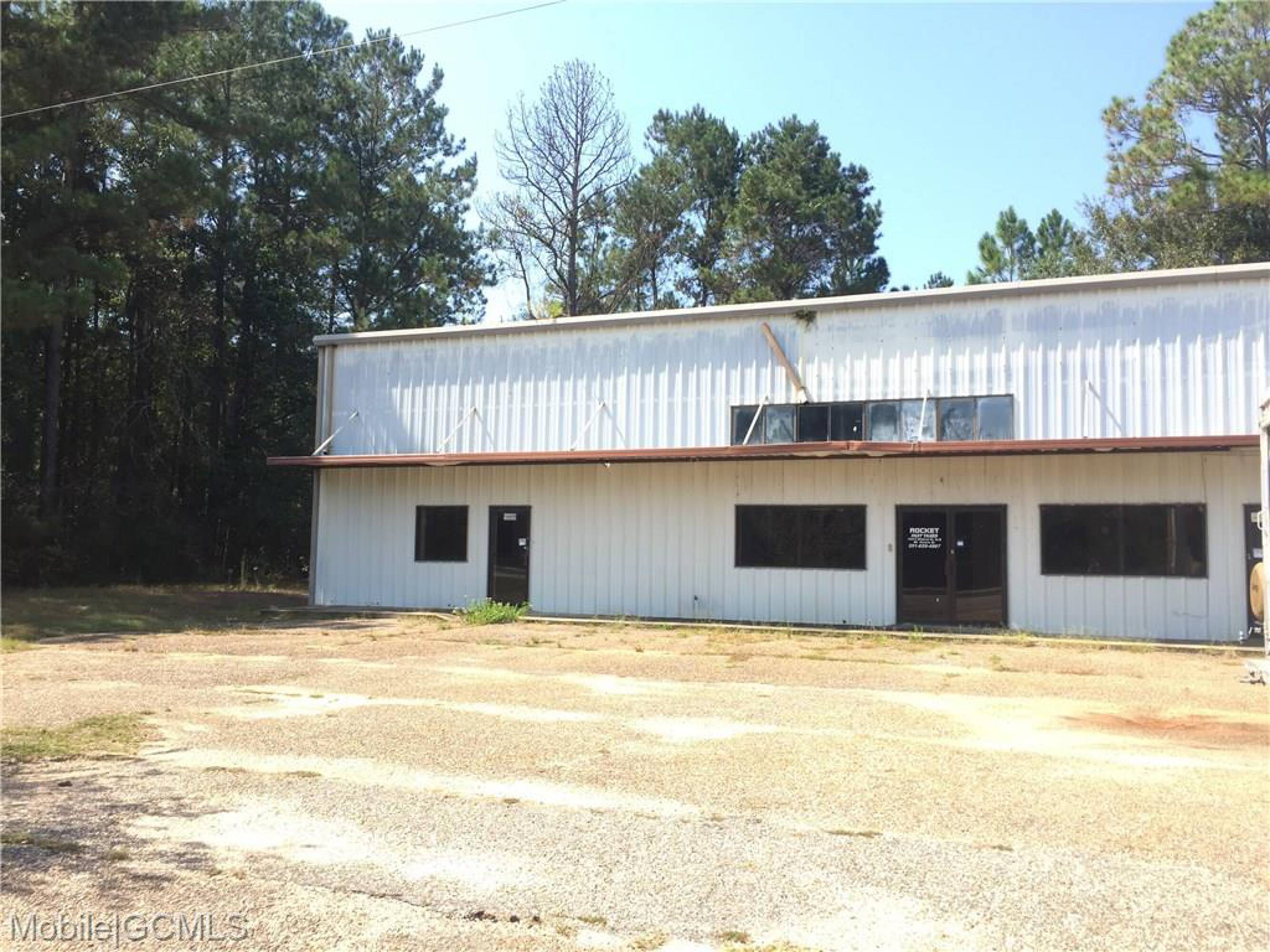 1145 Mildred St, Mount Vernon, AL 36560