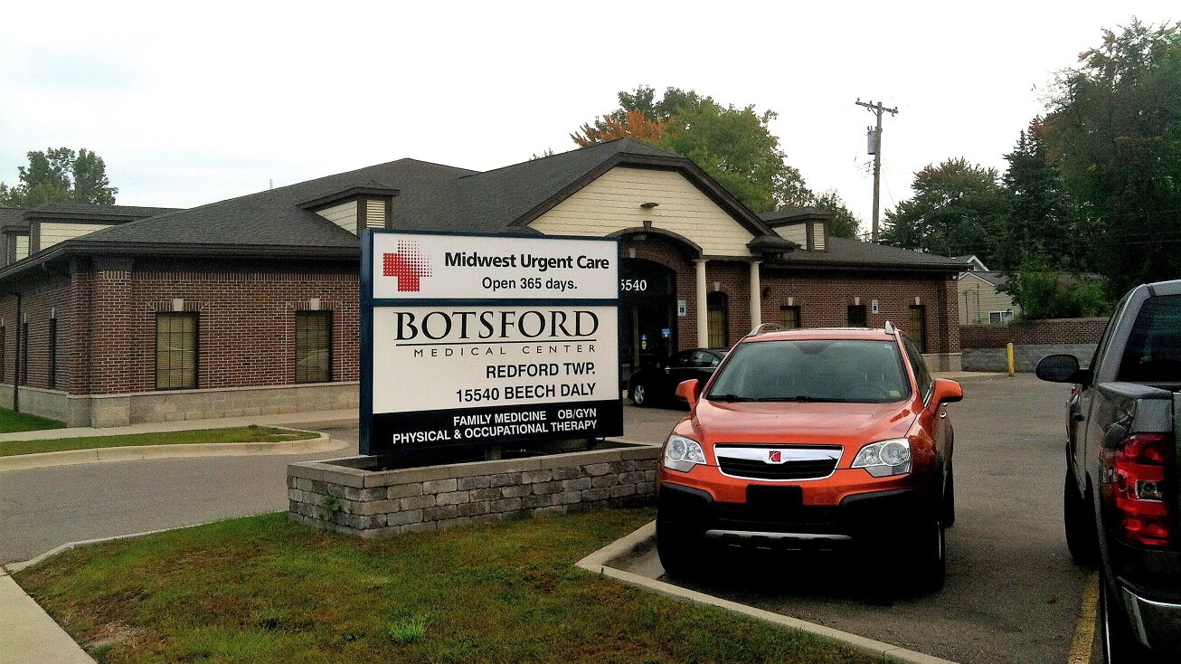 15540 Beech Daly Rd, Redford Charter Township, MI 48239