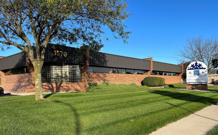 Pictures of Office property located at 1550-1570 Kingsway Ct, Trenton, MI 48183 for sales - image #1