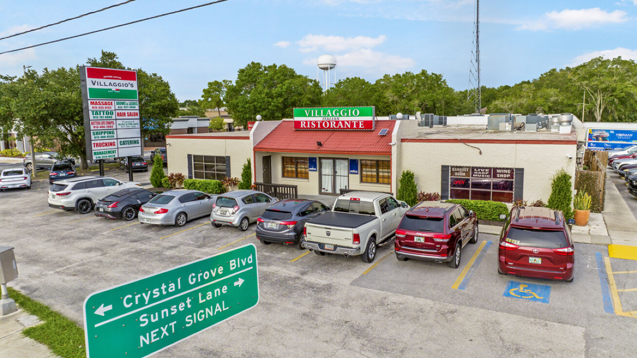 102 Flagship Dr, Lutz, FL 33549