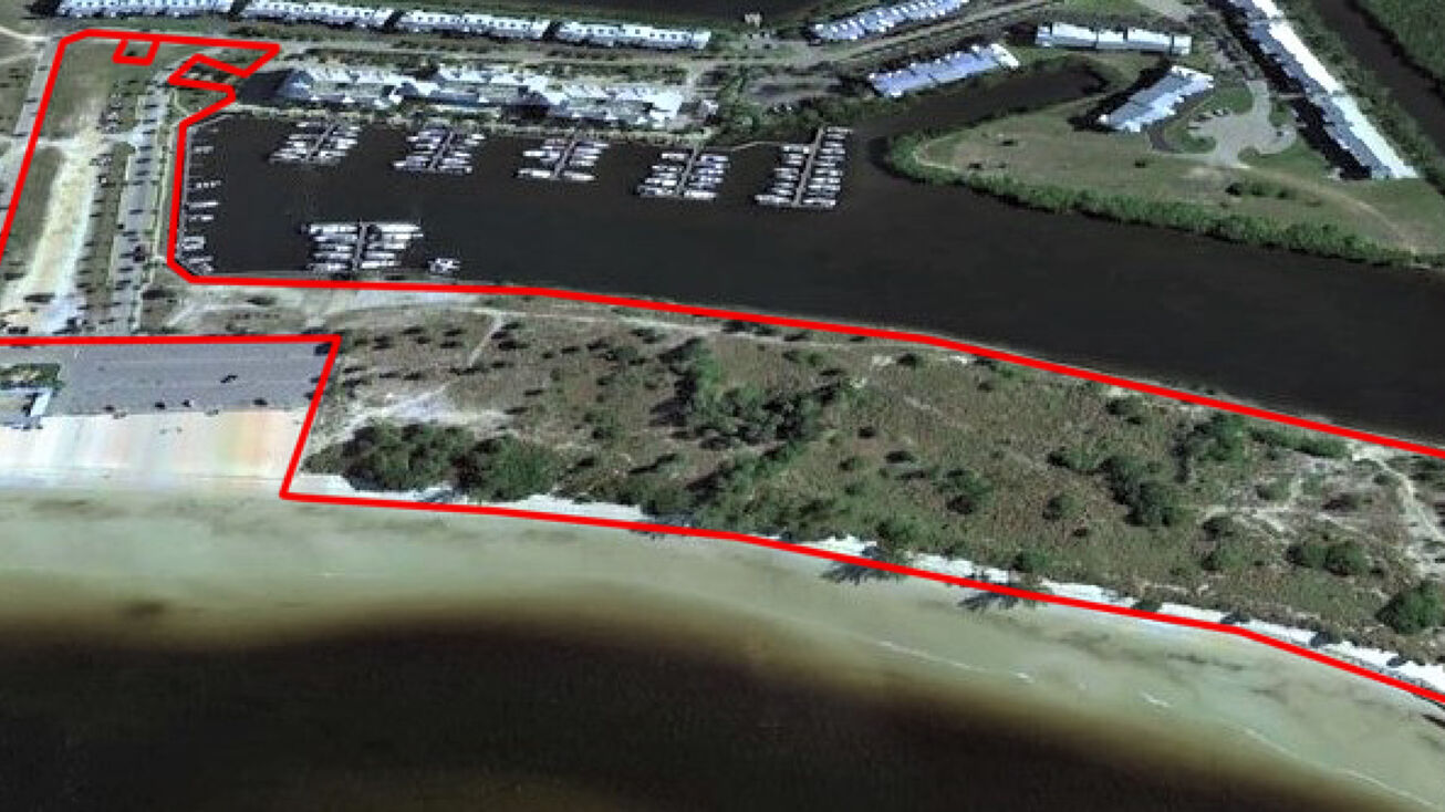 462 Bahia Beach Blvd, Ruskin, FL 33570