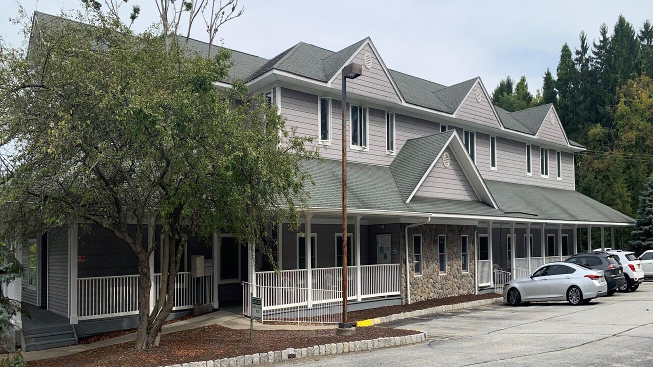 33 Newton Sparta Rd, Newton, NJ 07860