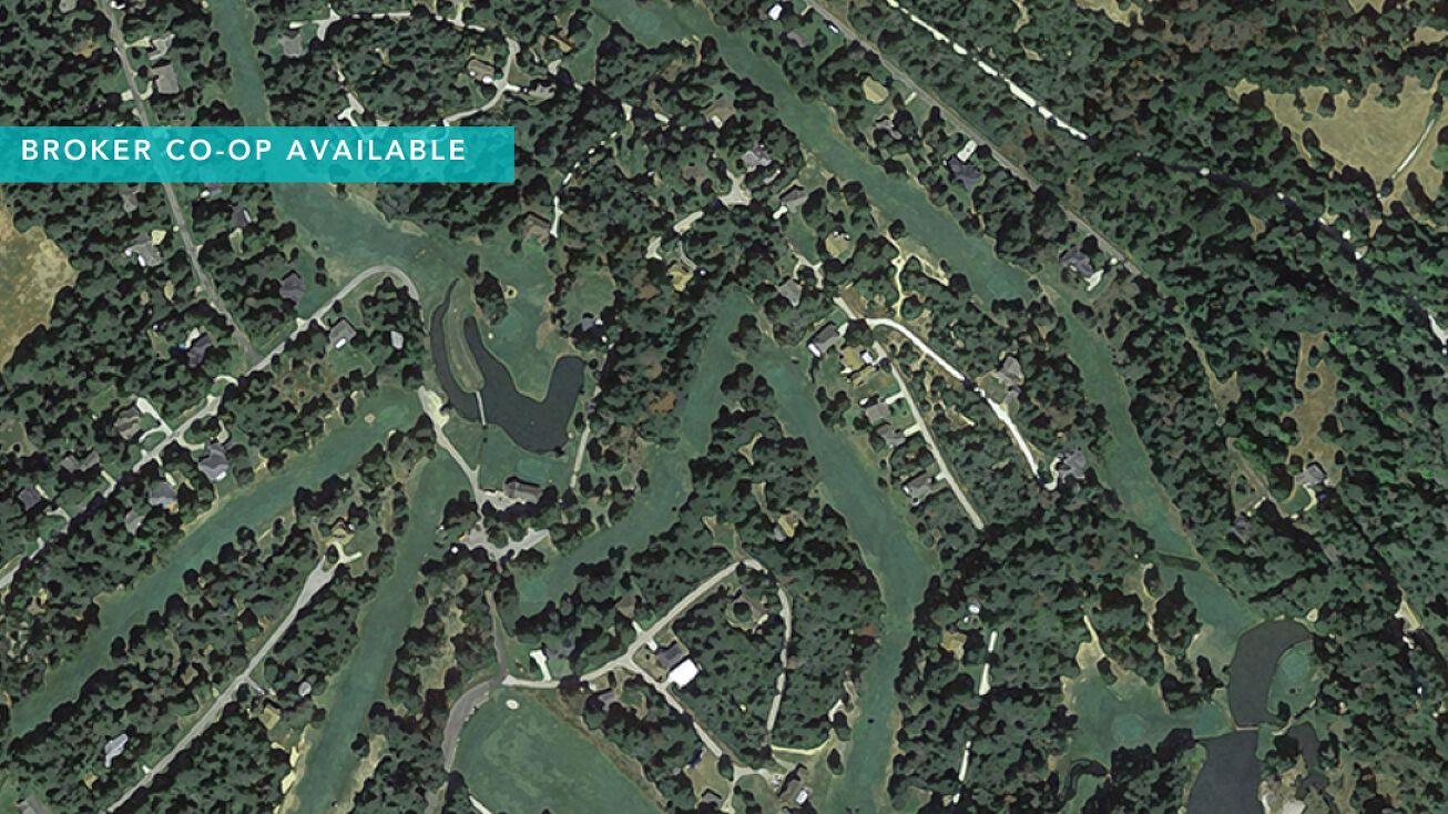 1 Hilltop Lodge Dr, Hilltop Lakes, TX 77871