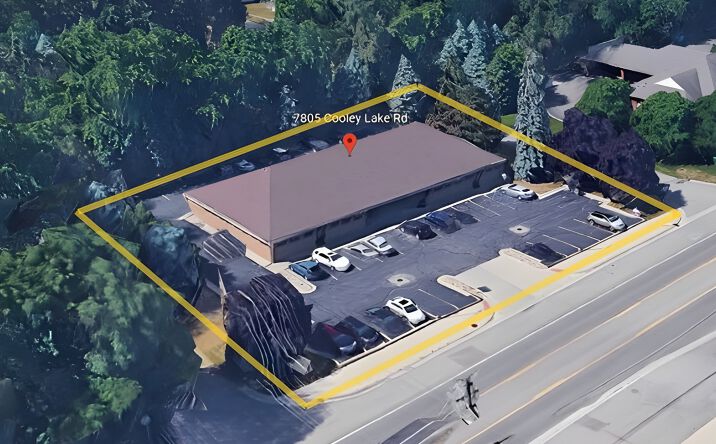 Pictures of Office property located at 7805 Cooley Lake Rd, West Bloomfield Township, MI 48324 for sales - image #1
