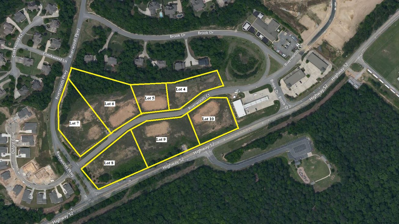 Riverwoods Ct, Helena, AL 35080