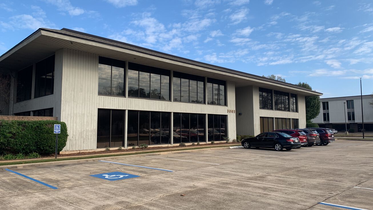 Pictures of Office property located at 3003 Knight St, Shreveport, LA 71105 for sales - image #1