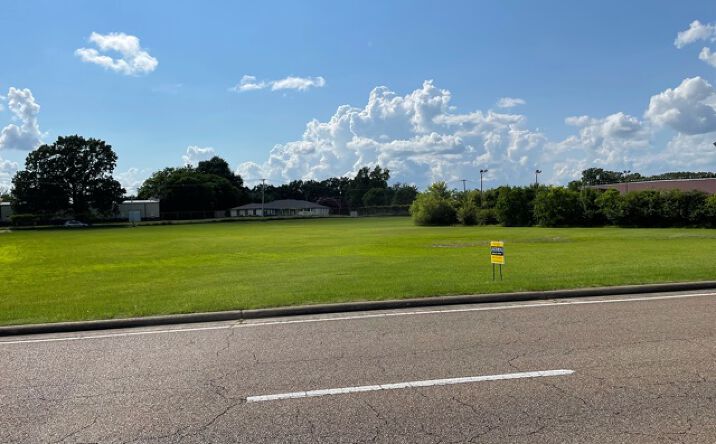 Pictures of Land property located at 1223 Highway 51, Madison, MS 39110, 1235 US-51, Madison, MS 39110 for sales - image #1