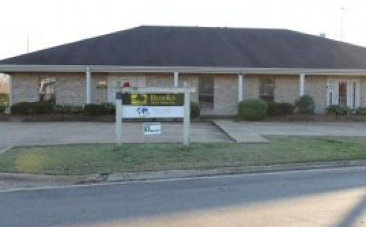 Pictures of Office, Land property located at 12 Lakeland Circle, Jackson, MS 39216 for sales - image #1